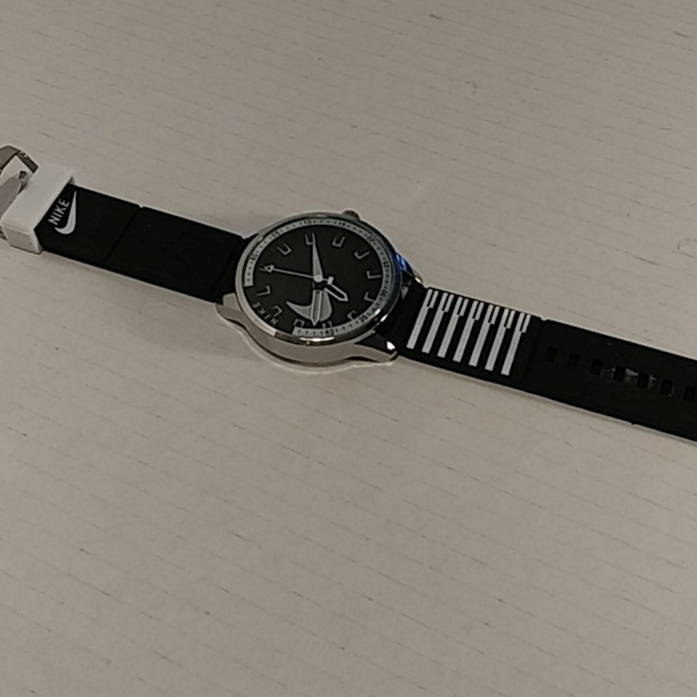 Nike Watch - Picture 4 of 4